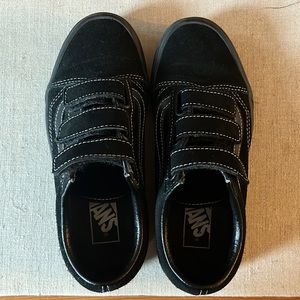 Vans Old School Black on black Suede Velcro sneakers
